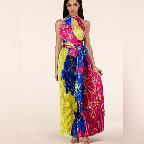 Chain Print Maxi Dress - Picture 2 of 5